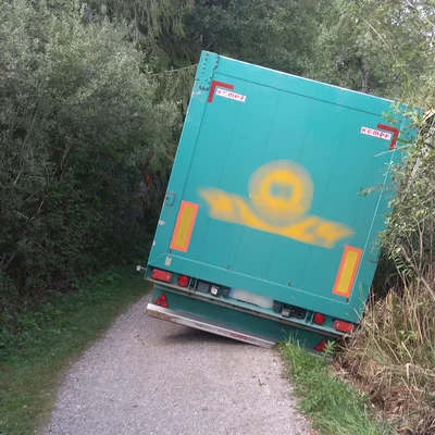 LKW ohne Schrift.jpg
